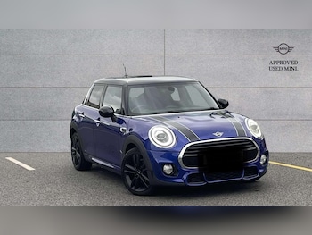 Used MINI Hatch 2019 for sale - 78845475: Photo