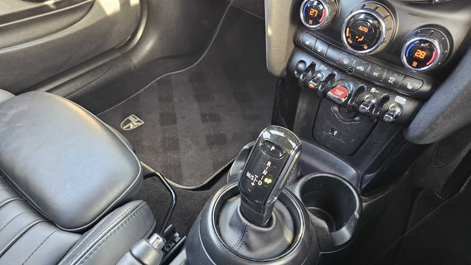 Used MINI Hatch 2023 for sale - 76648937: Photo 10