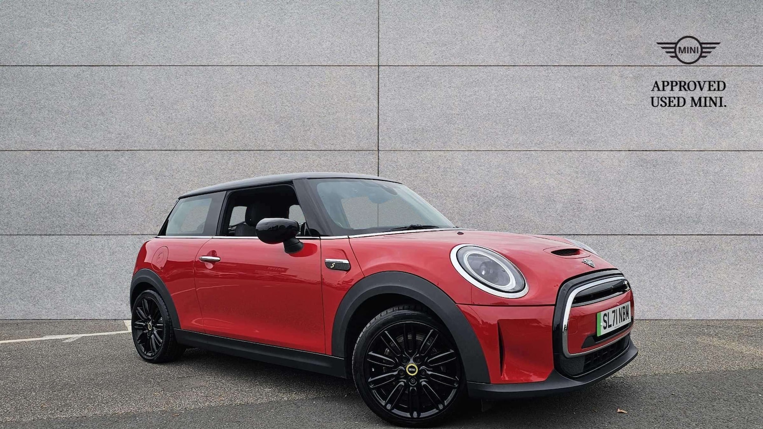 Used MINI Hatch 2021 for sale - 76373747: Photo 1
