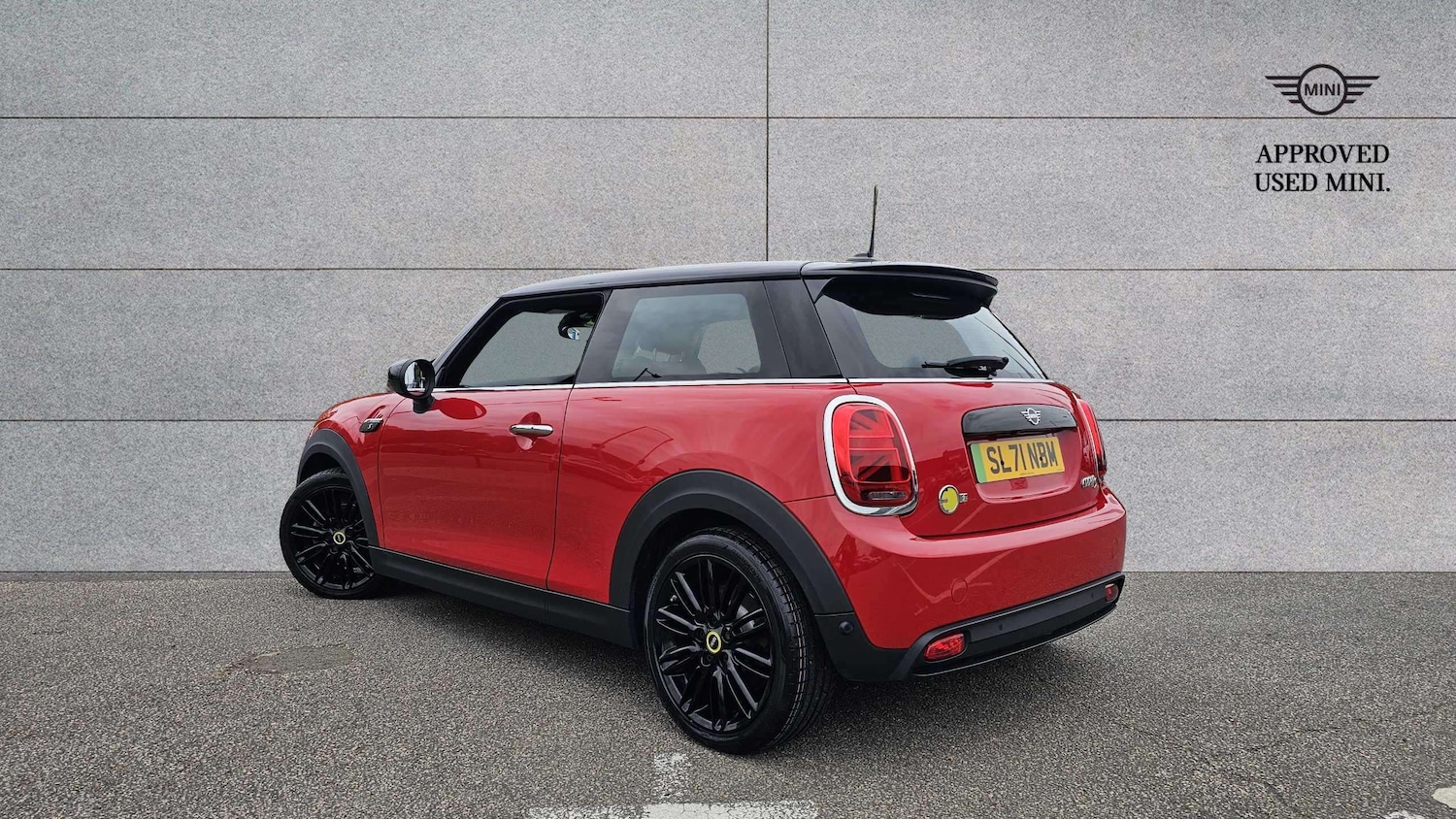 Used MINI Hatch 2021 for sale - 76373747: Photo 2