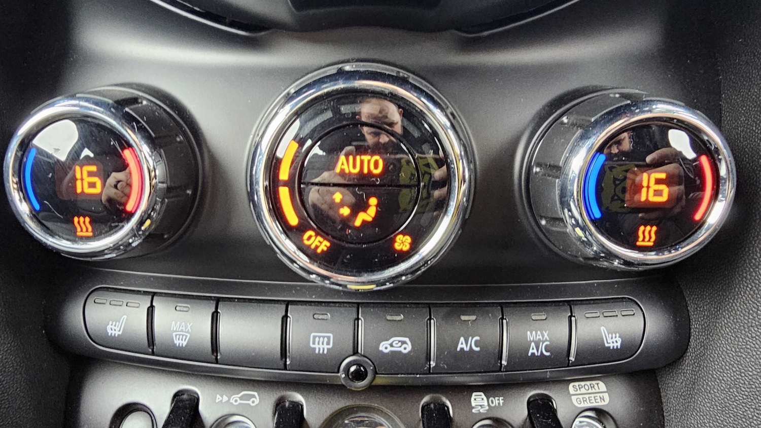 Used MINI Hatch 2021 for sale - 76373747: Photo 26