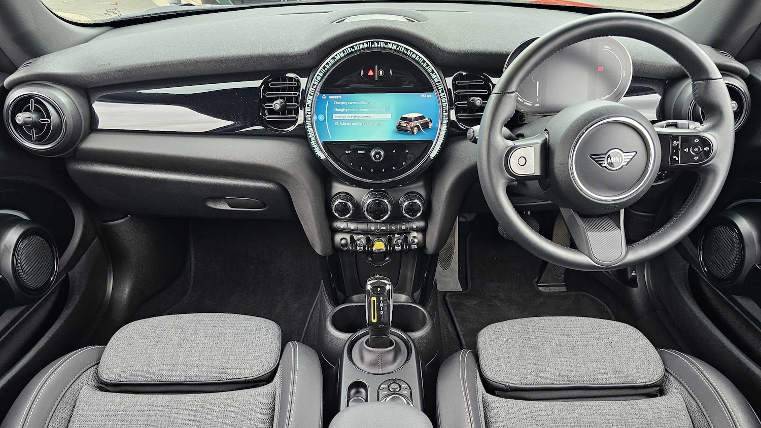Used MINI Hatch 2021 for sale - 76373747: Photo 4