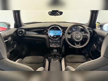 Used MINI Hatch 2023 for sale - 78451626: Photo