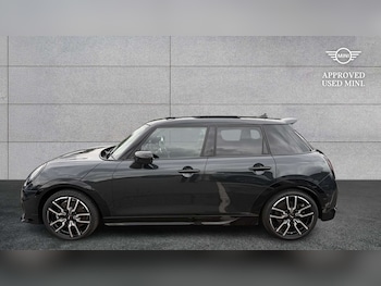 Used MINI Cooper 2024 for sale - 79499737: Photo