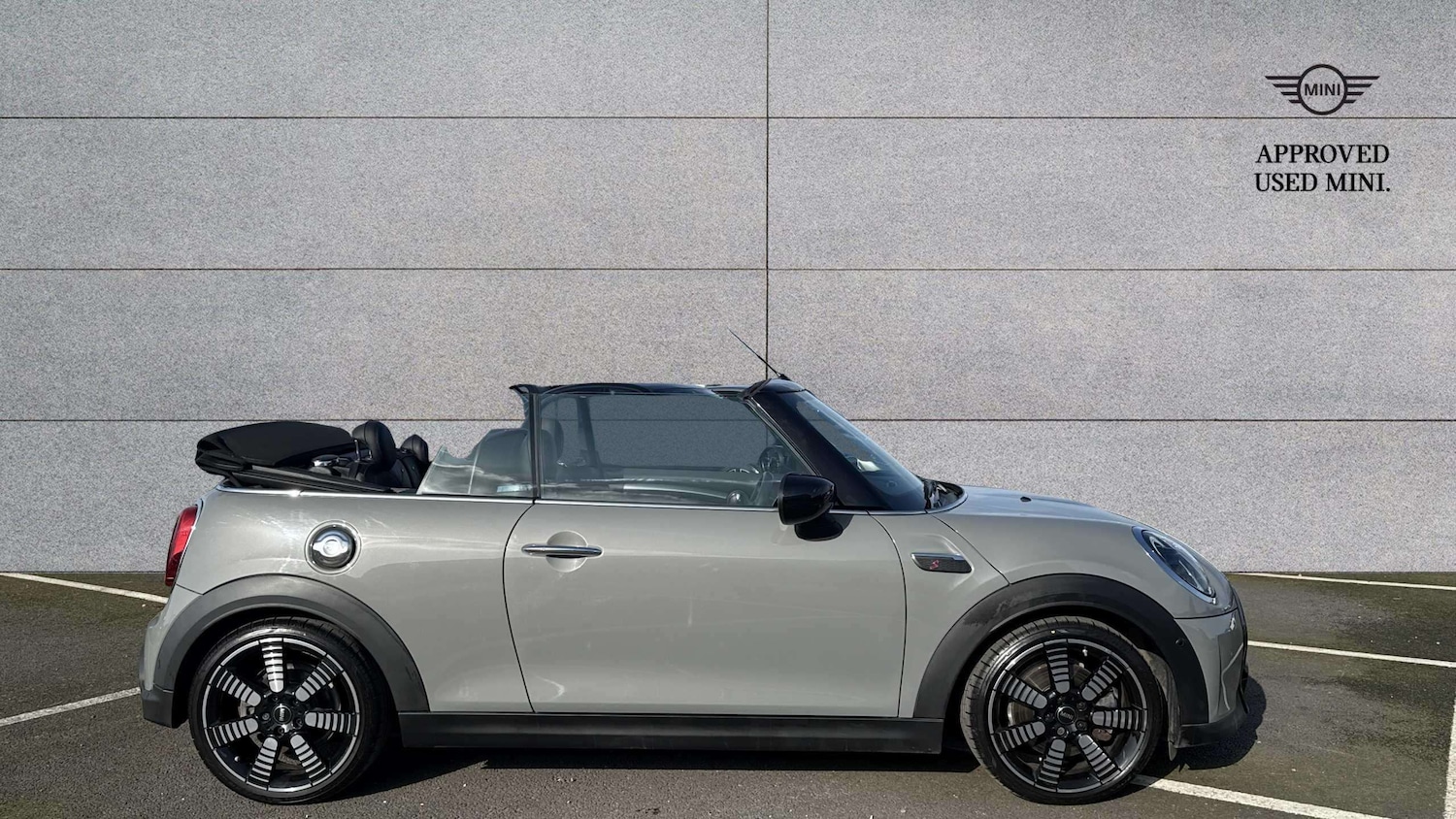 Used MINI Convertible 2021 for sale - 77674773: Photo 3