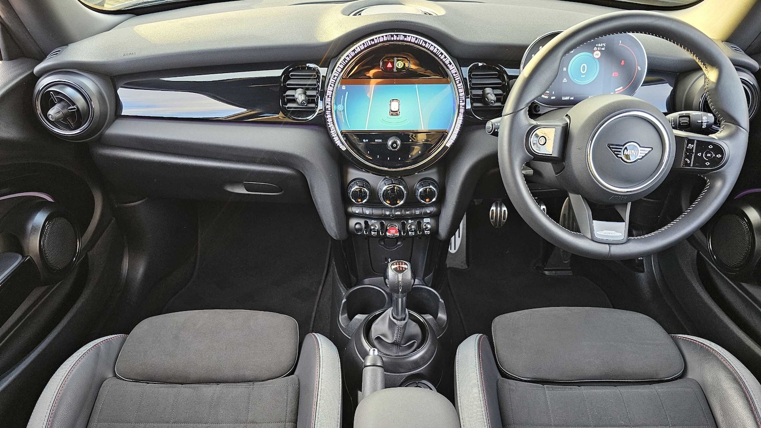 Used MINI Hatch 2023 for sale - 76705195: Photo 4