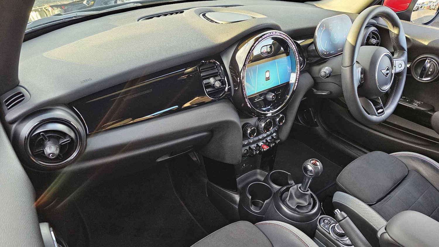 Used MINI Hatch 2023 for sale - 76705195: Photo 7