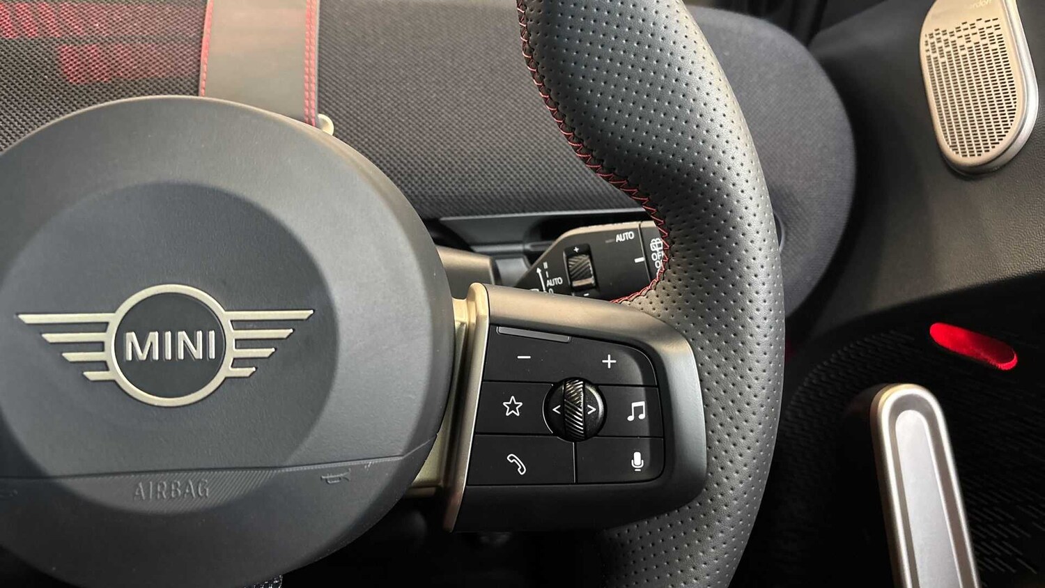 Used MINI Aceman 2024 for sale - 78023950: Photo 23