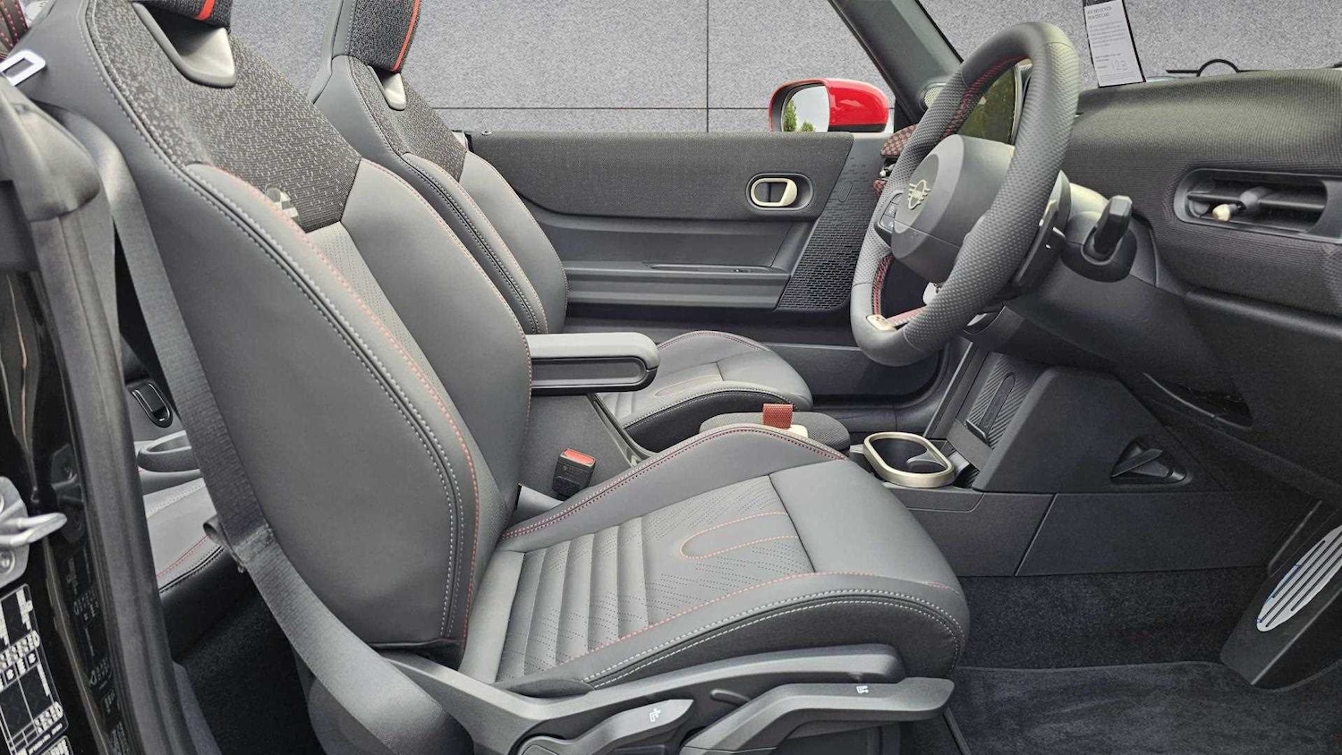 Used MINI Cooper 2025 for sale - 77147356: Photo 11