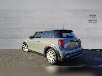 Used MINI Hatch 2022 for sale - 76842860: Photo