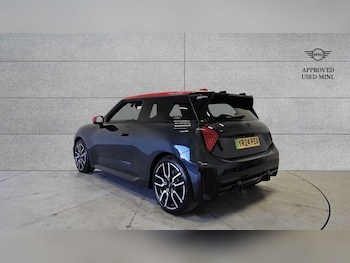 Used MINI Cooper 2024 for sale - 75216969: Photo