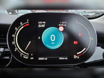 Used MINI Hatch 2023 for sale - 77316497: Photo