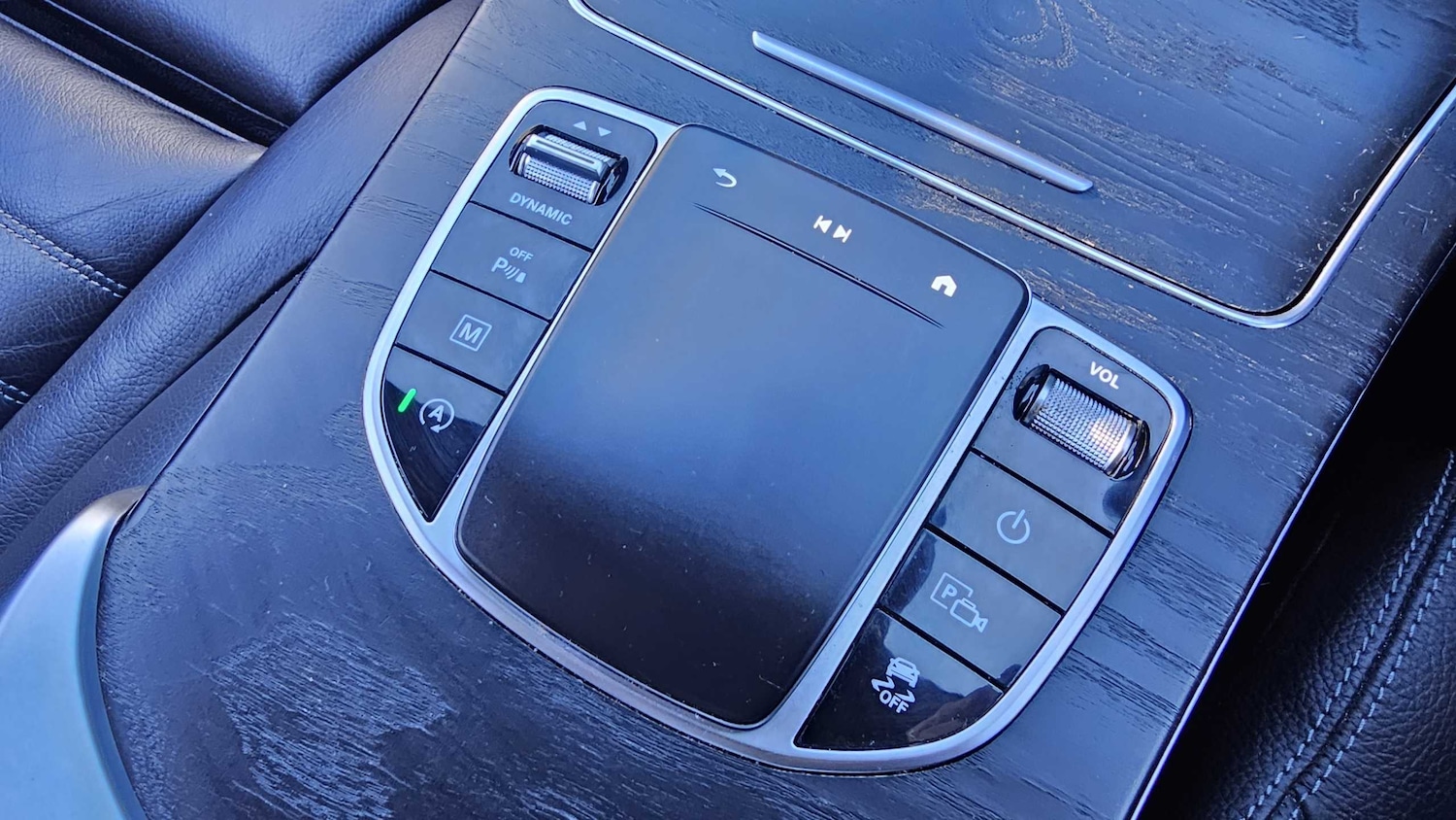 Vehicle 33