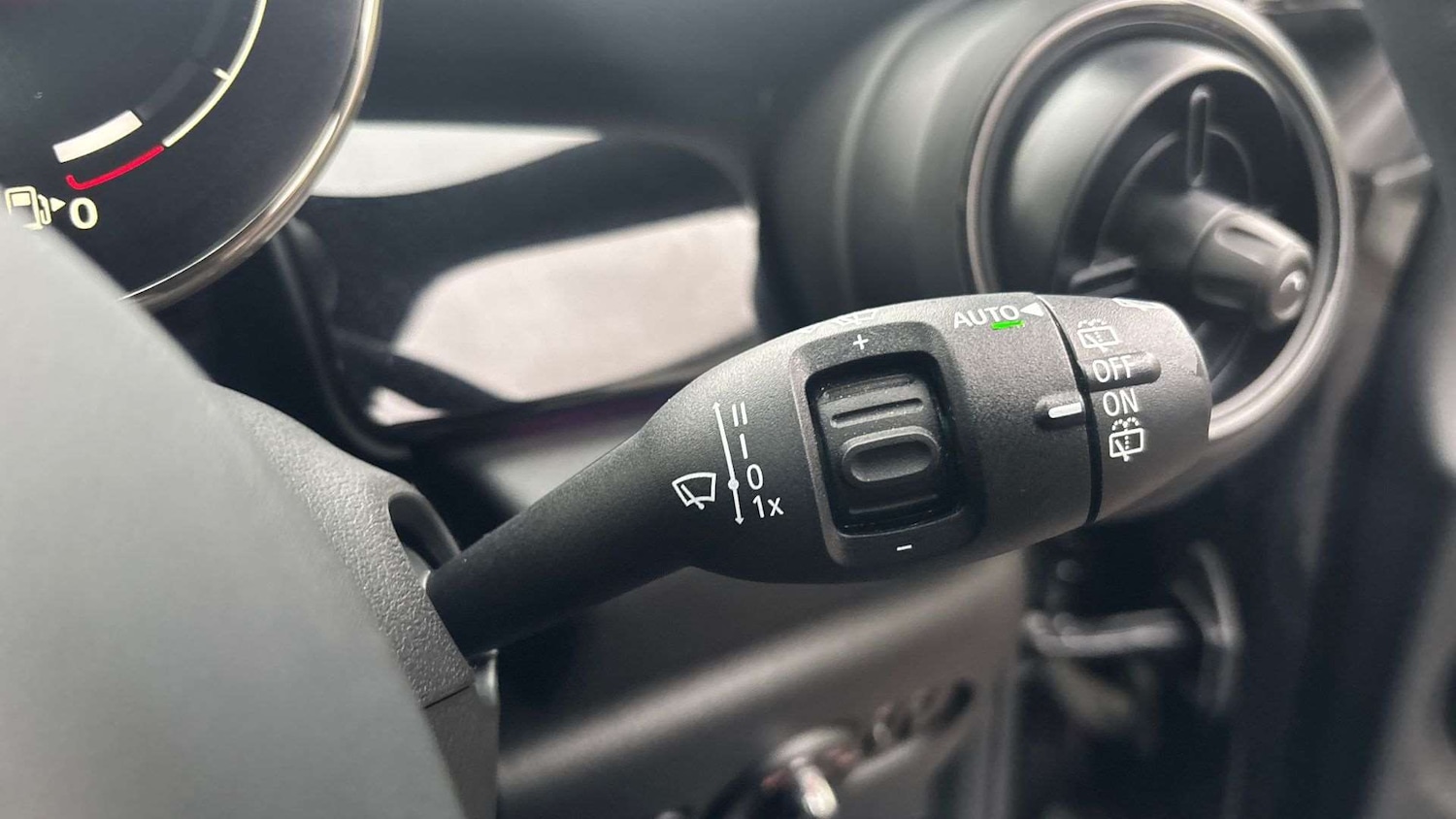 Used MINI Hatch 2023 for sale - 77628321: Photo 6