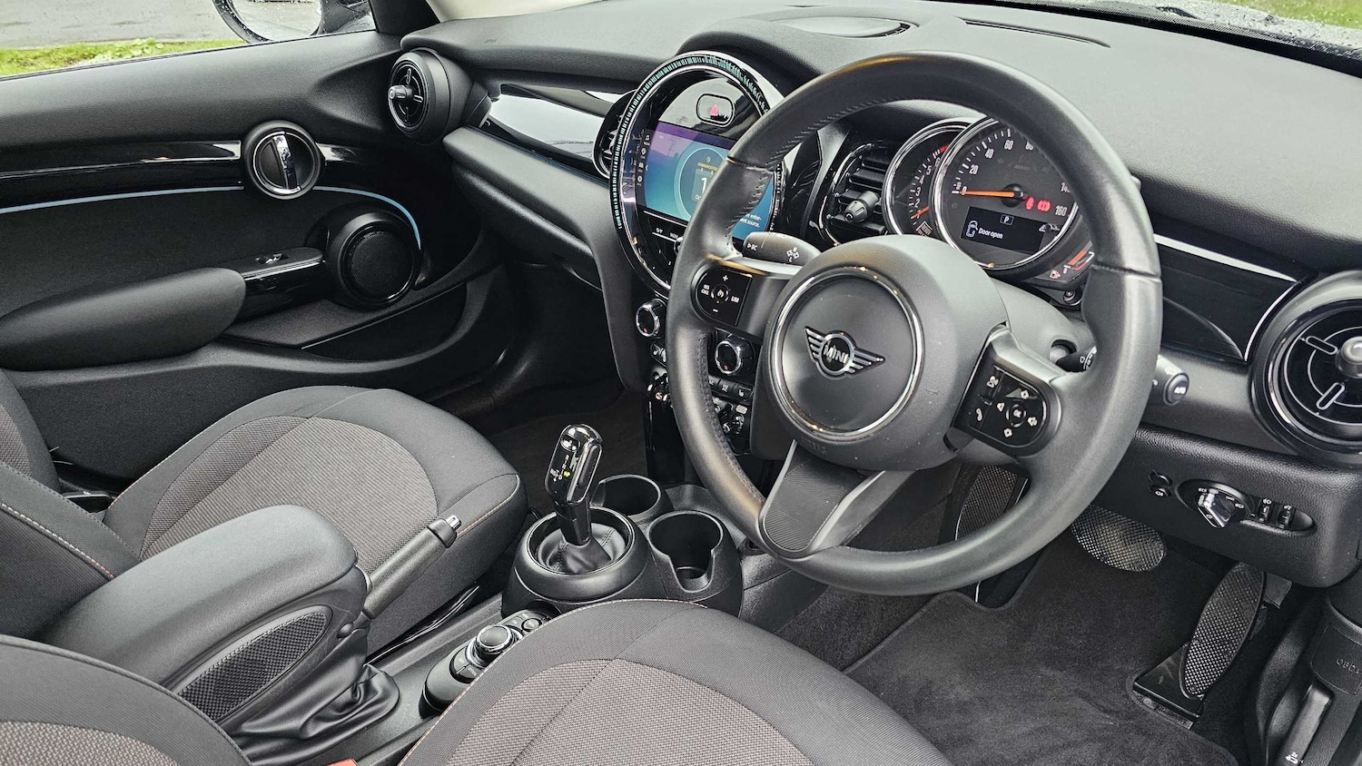 Used MINI Hatch 2022 for sale - 76141854: Photo 6
