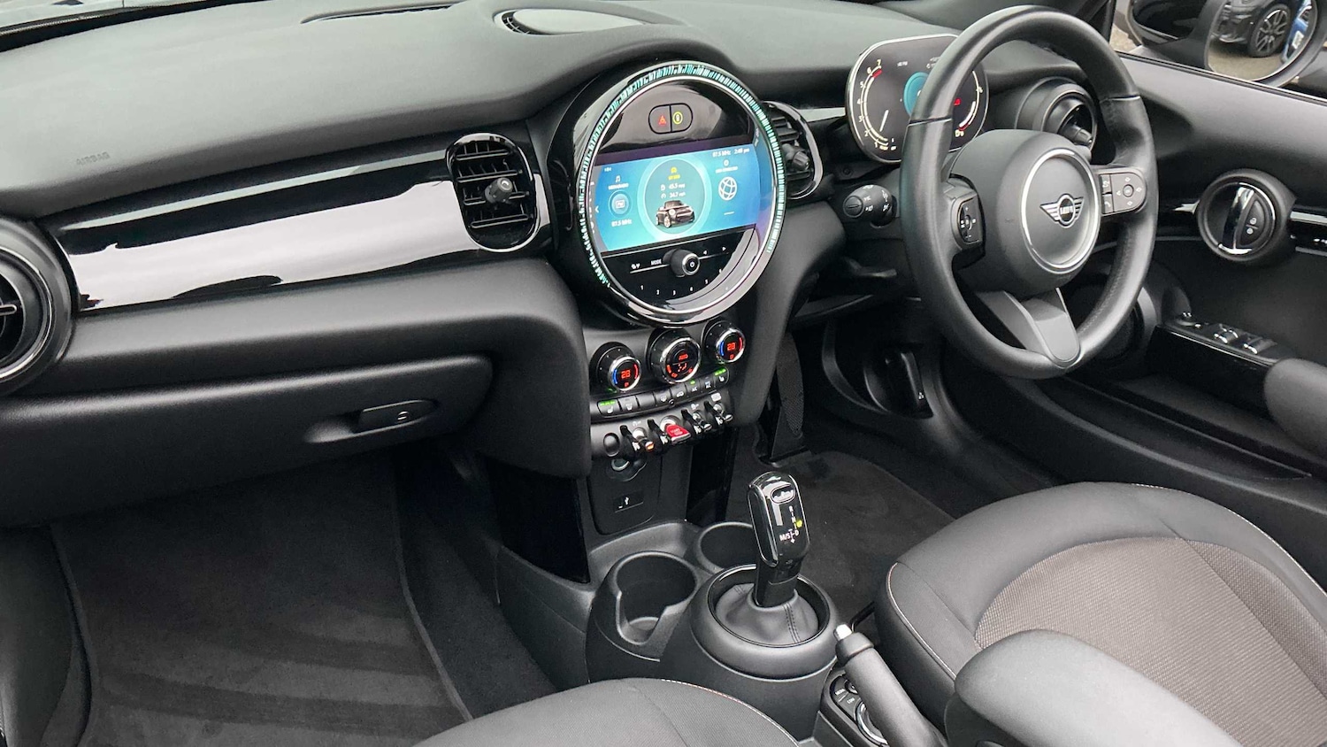 Used MINI Convertible 2023 for sale - 77414830: Photo 11