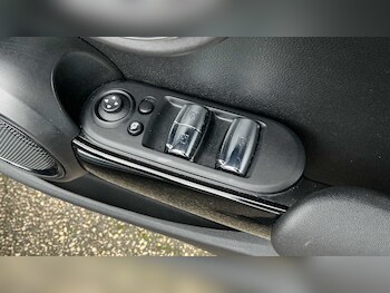 Used MINI Convertible 2023 for sale - 77414830: Photo