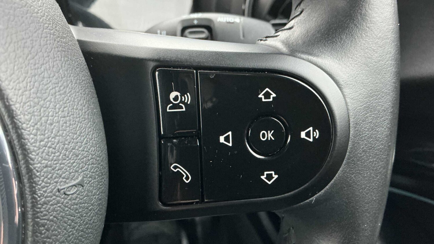 Used MINI Convertible 2023 for sale - 77414830: Photo 30