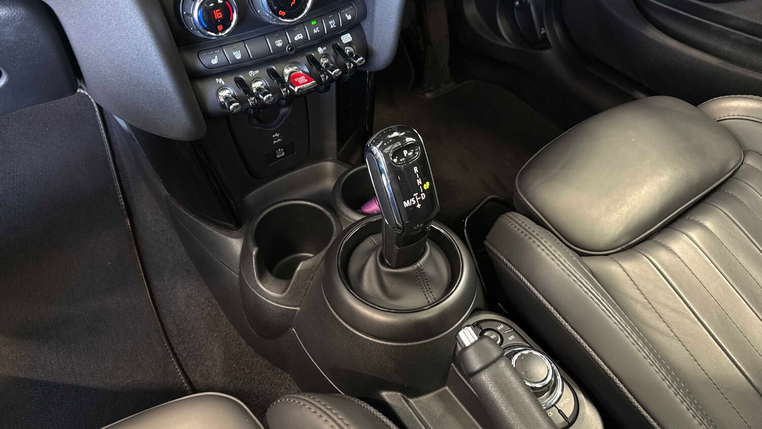 Used MINI Hatch 2023 for sale - 77972684: Photo 10