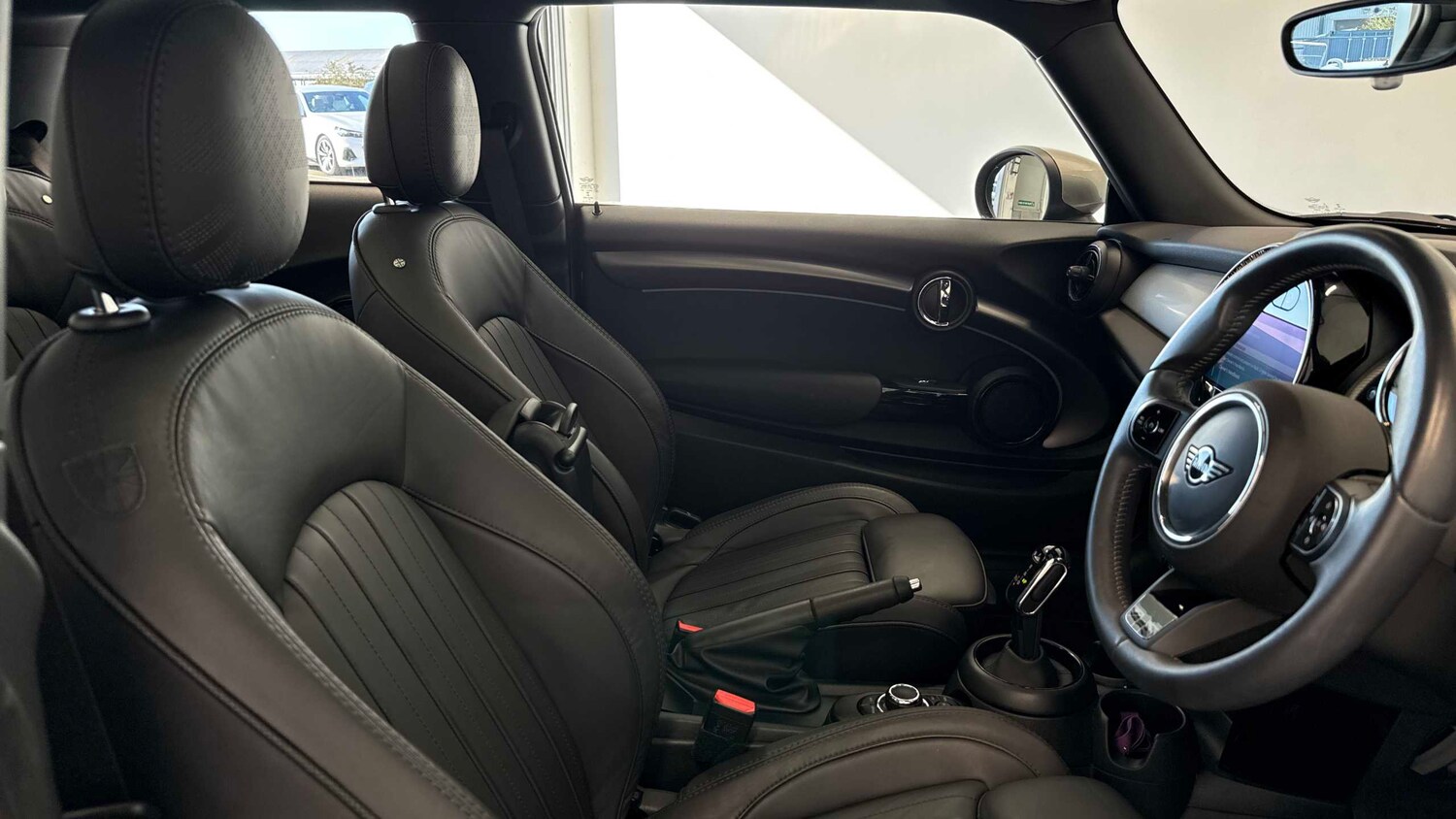 Used MINI Hatch 2023 for sale - 77972684: Photo 11