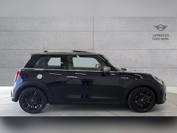 Used MINI Hatch 2023 for sale - 77972684: Photo