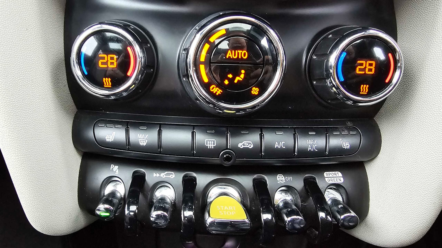 Used MINI Hatch 2021 for sale - 77294324: Photo 30