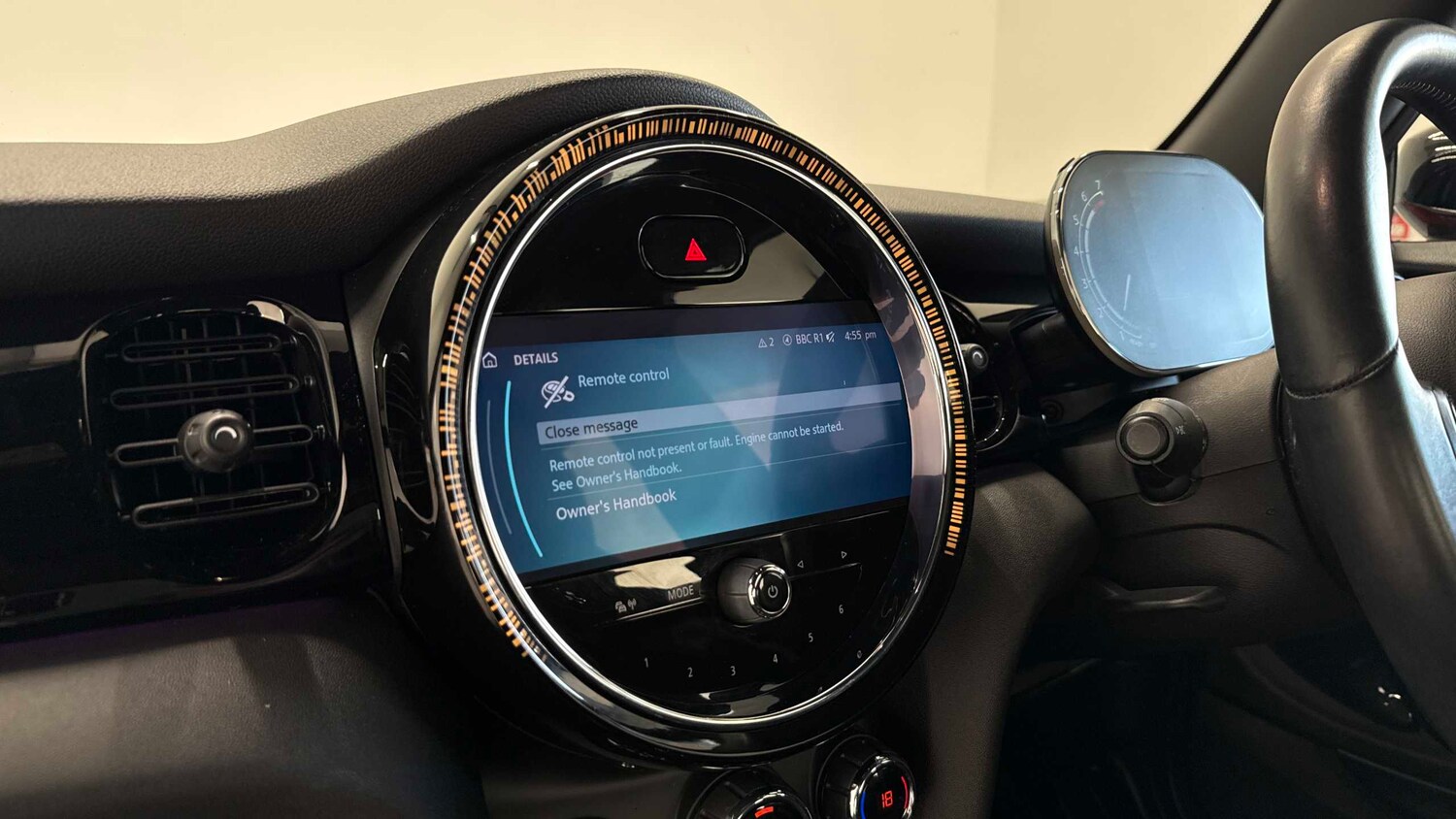 Used MINI Hatch 2021 for sale - 77756440: Photo 8