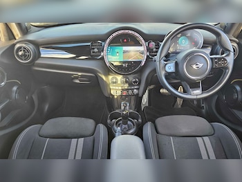 Used MINI Hatch 2021 for sale - 77112283: Photo