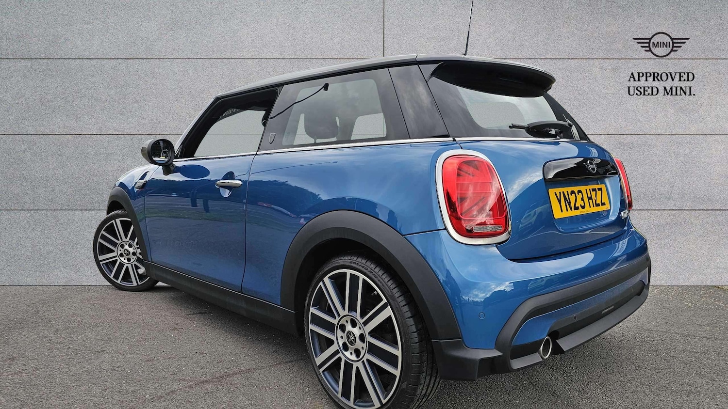 Used MINI Hatch 2023 for sale - 77401707: Photo 2