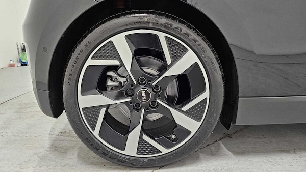 Used MINI Cooper 2025 for sale - 75216858: Photo 31