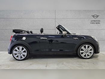 Used MINI Convertible 2022 for sale - 75390500: Photo
