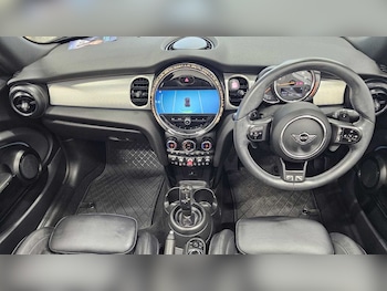 Used MINI Convertible 2022 for sale - 75390500: Photo