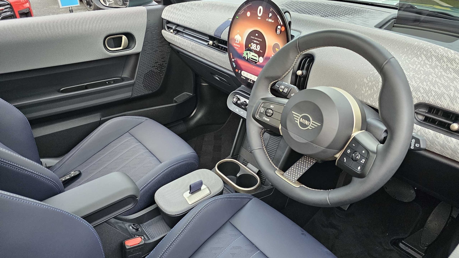 Used MINI Cooper 2025 for sale - 76576101: Photo 8