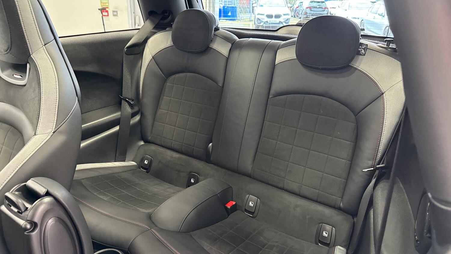 Used MINI Hatch 2024 for sale - 77842346: Photo 11