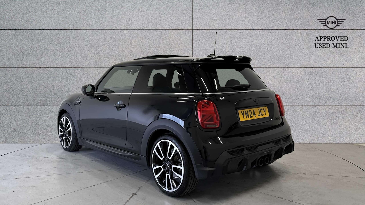 Used MINI Hatch 2024 for sale - 77842346: Photo 2