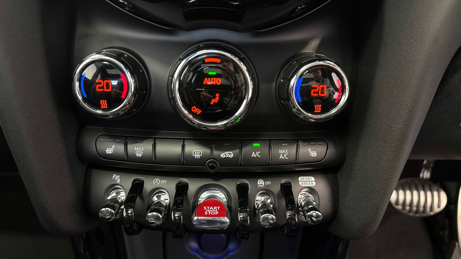 Used MINI Hatch 2024 for sale - 77842346: Photo 26