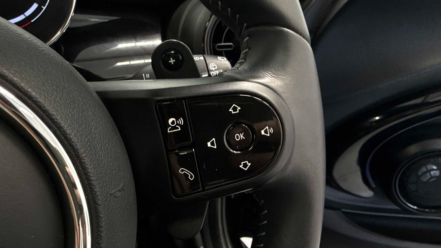 Used MINI Hatch 2024 for sale - 77842346: Photo 35