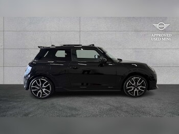 Used MINI Cooper 2024 for sale - 79134587: Photo