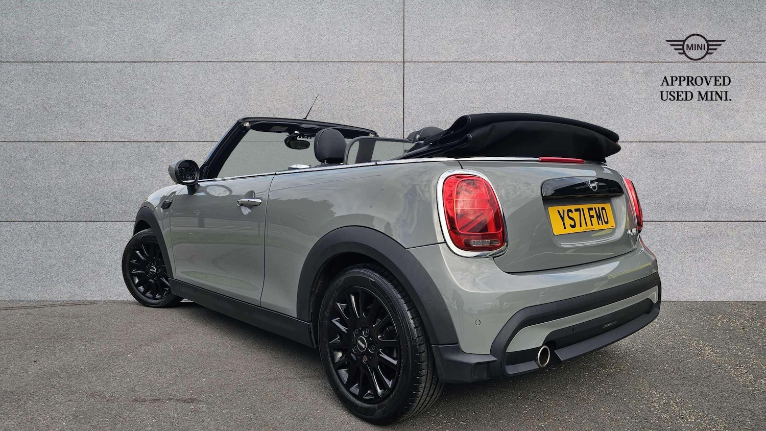 Used MINI Convertible 2022 for sale - 76169958: Photo 2