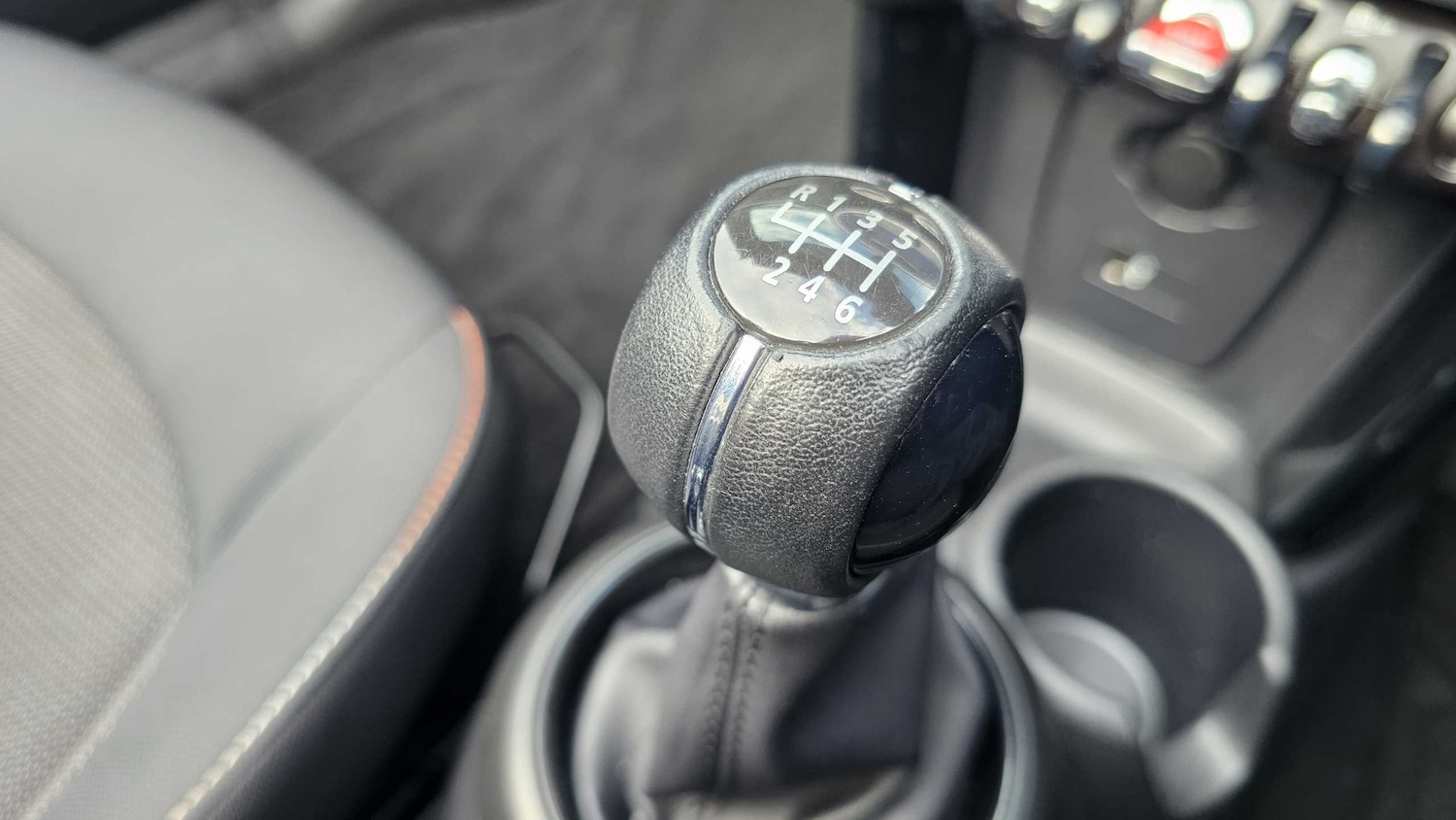 Used MINI Convertible 2022 for sale - 76169958: Photo 22