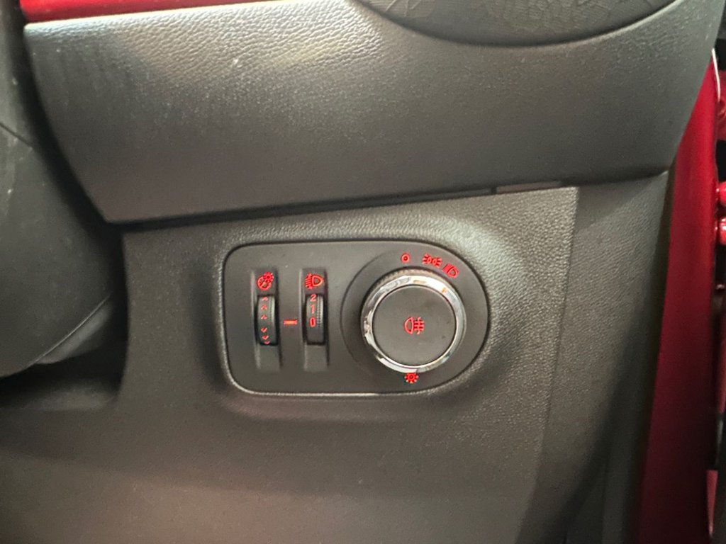 Used Vauxhall ADAM 2016 for sale - 77139565: Photo 24