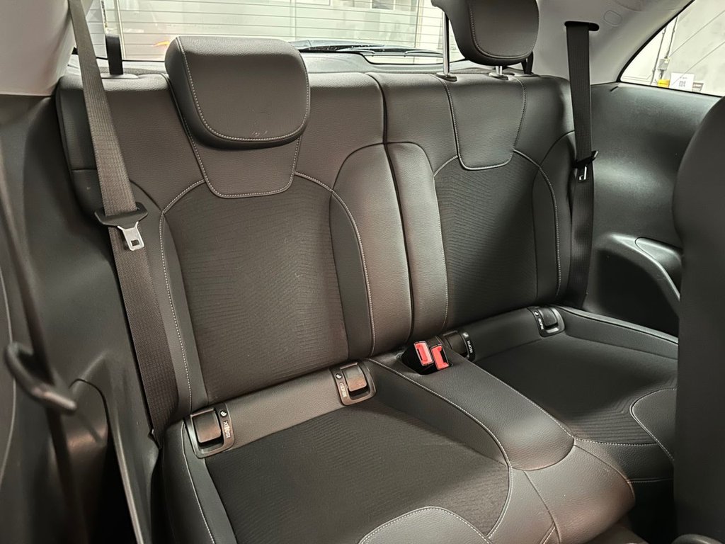 Used Vauxhall ADAM 2016 for sale - 77139565: Photo 34