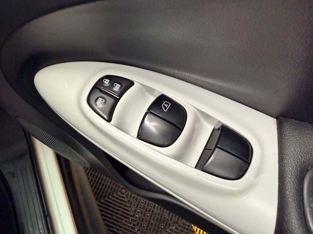 Used Nissan Juke 2016 for sale - 77708799: Photo 34