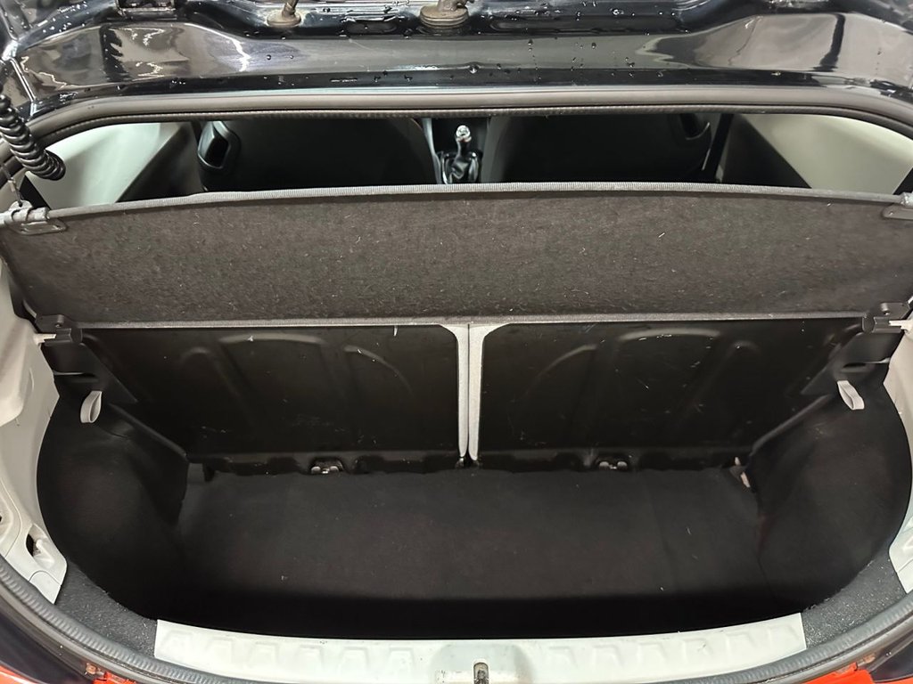 Used Toyota AYGO 2014 for sale - 76797662: Photo 33