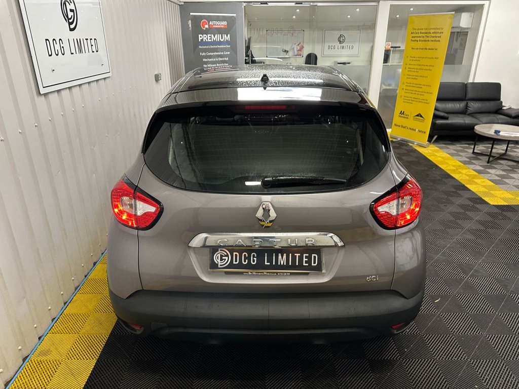 Used Renault Captur 2015 for sale - 76923371: Photo 10