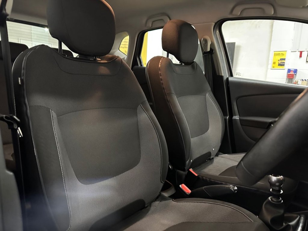 Used Renault Captur 2015 for sale - 76923371: Photo 33