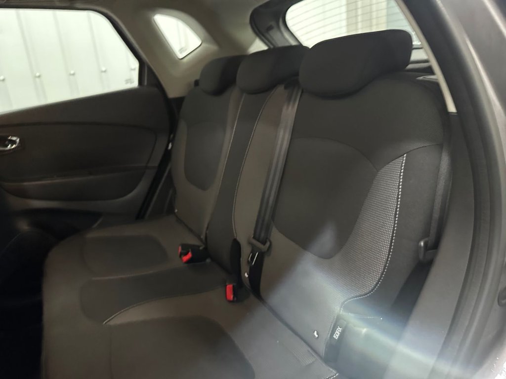 Used Renault Captur 2015 for sale - 76923371: Photo 35