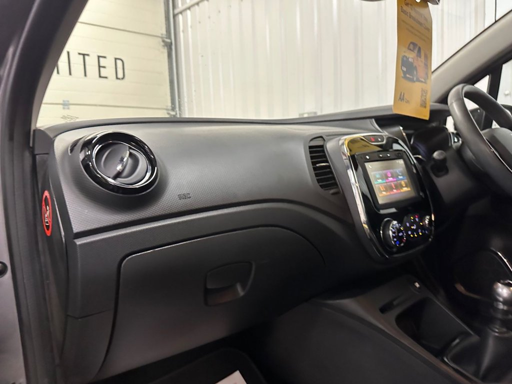 Used Renault Captur 2015 for sale - 76923371: Photo 36