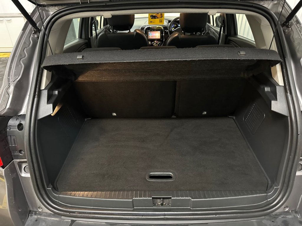 Used Renault Captur 2015 for sale - 76923371: Photo 38