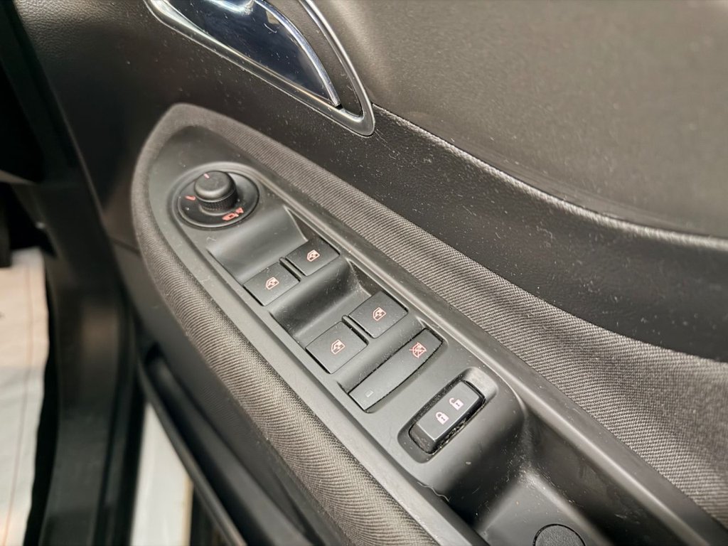 Used Vauxhall Mokka 2016 for sale - 77904976: Photo 31